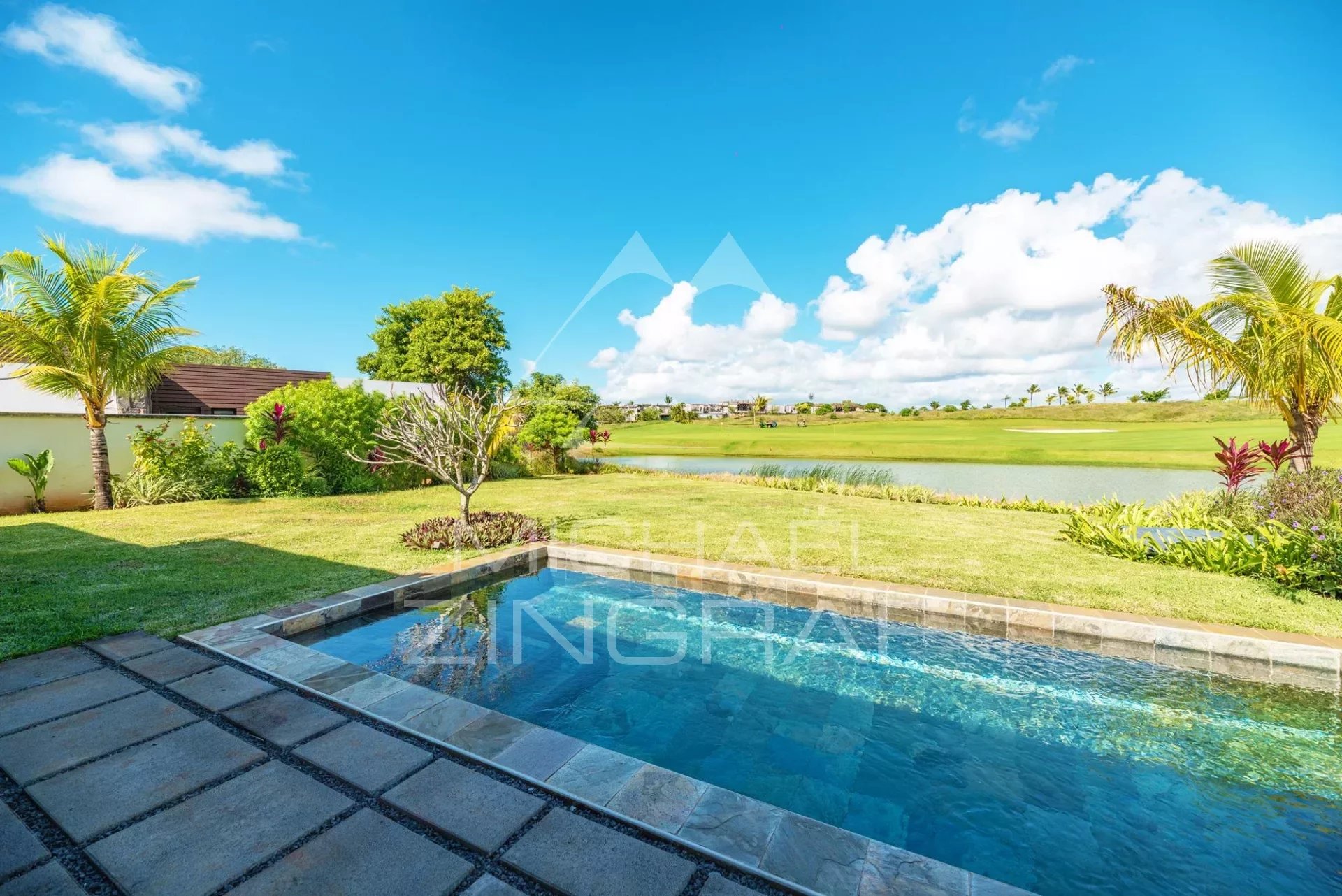 Villa mit Blick auf den Golfplatz - Haute Rive