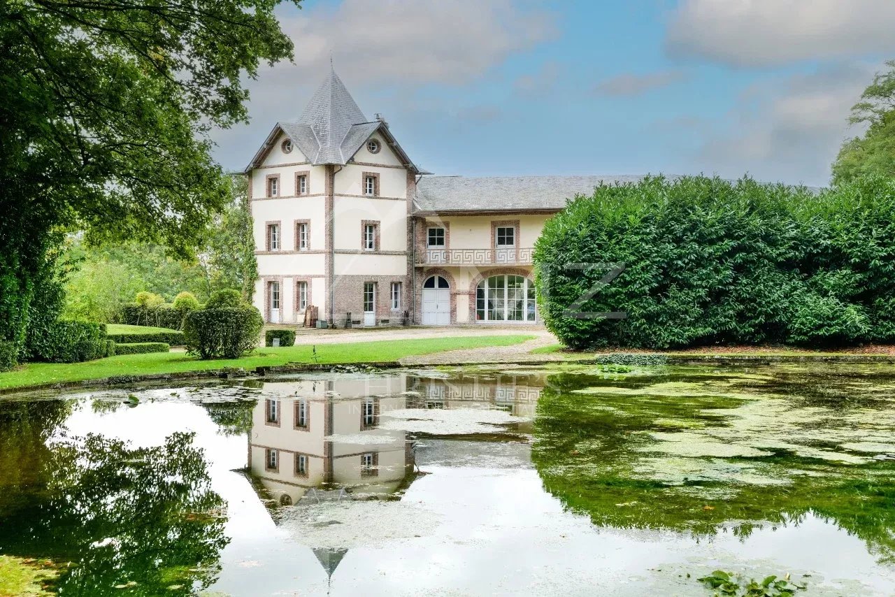 Château XVIIIème à proximité de la mer