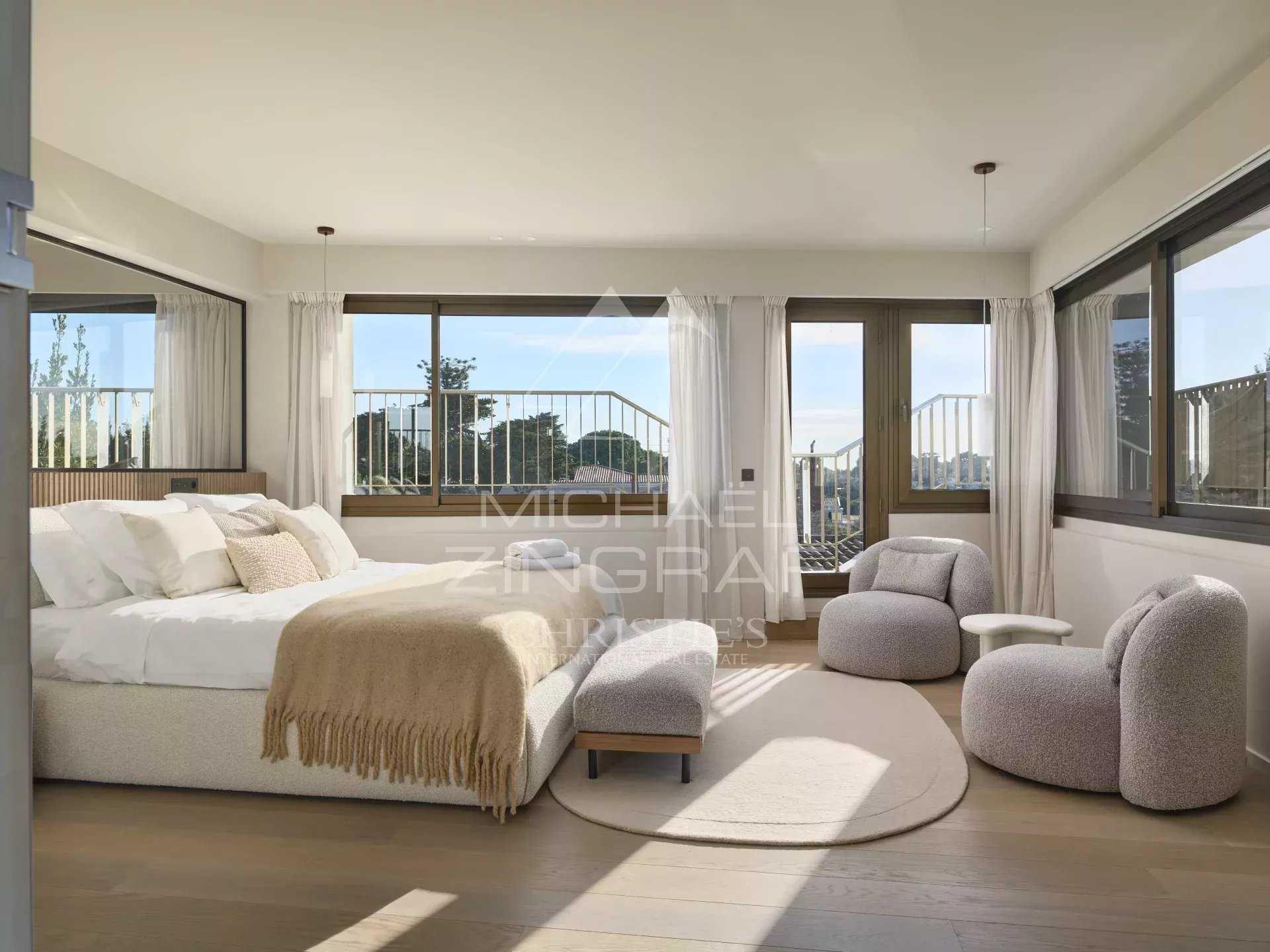 Exclusive luxury Apartment in Cap d’Antibes with Panoramic Sea View