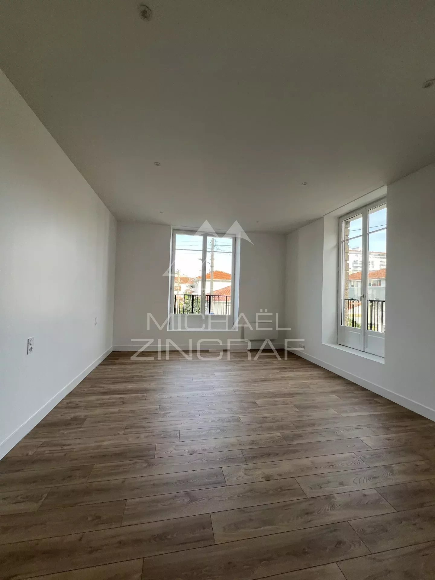 Bayonne, proche Arènes, bel appartement familial contemporain refait à neuf