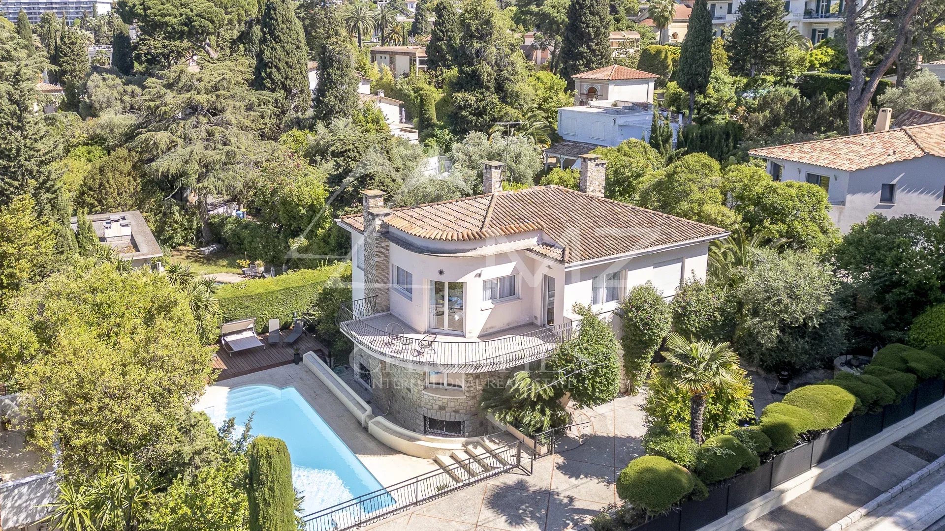 Cannes - Villa 6 chambres a pied des plages