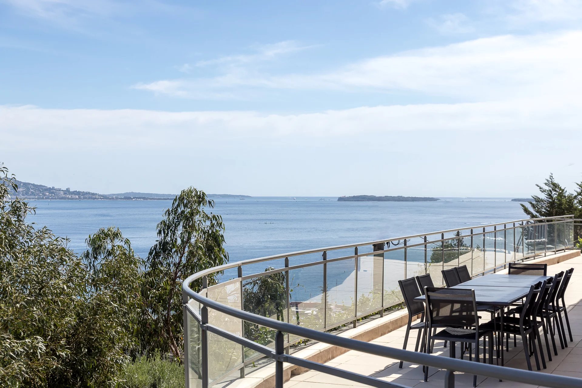 Proche Cannes - Théoule-Sur-Mer - Élégante maison familiale avec vue mer