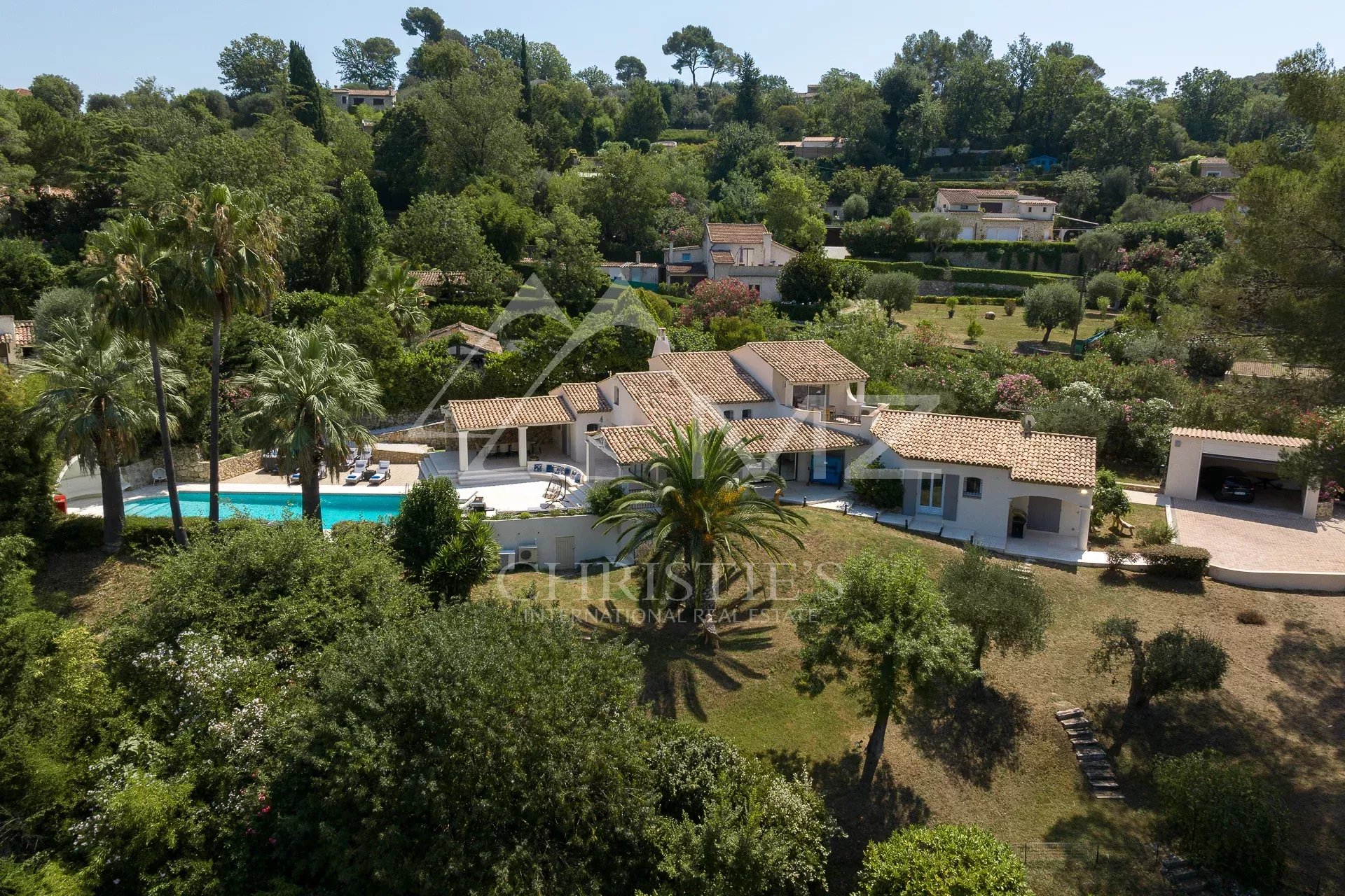 Mougins - Villa rénovée avec vue sur le vieux village de Mougins - 4 chambres