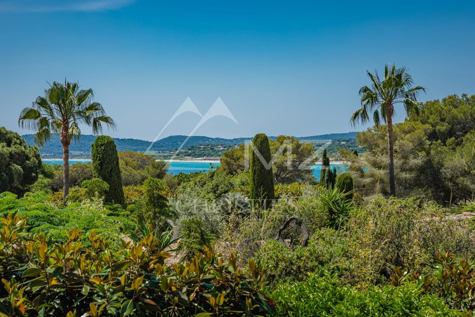 Ramatuelle - Modern villa with direct access to the beach and sea view