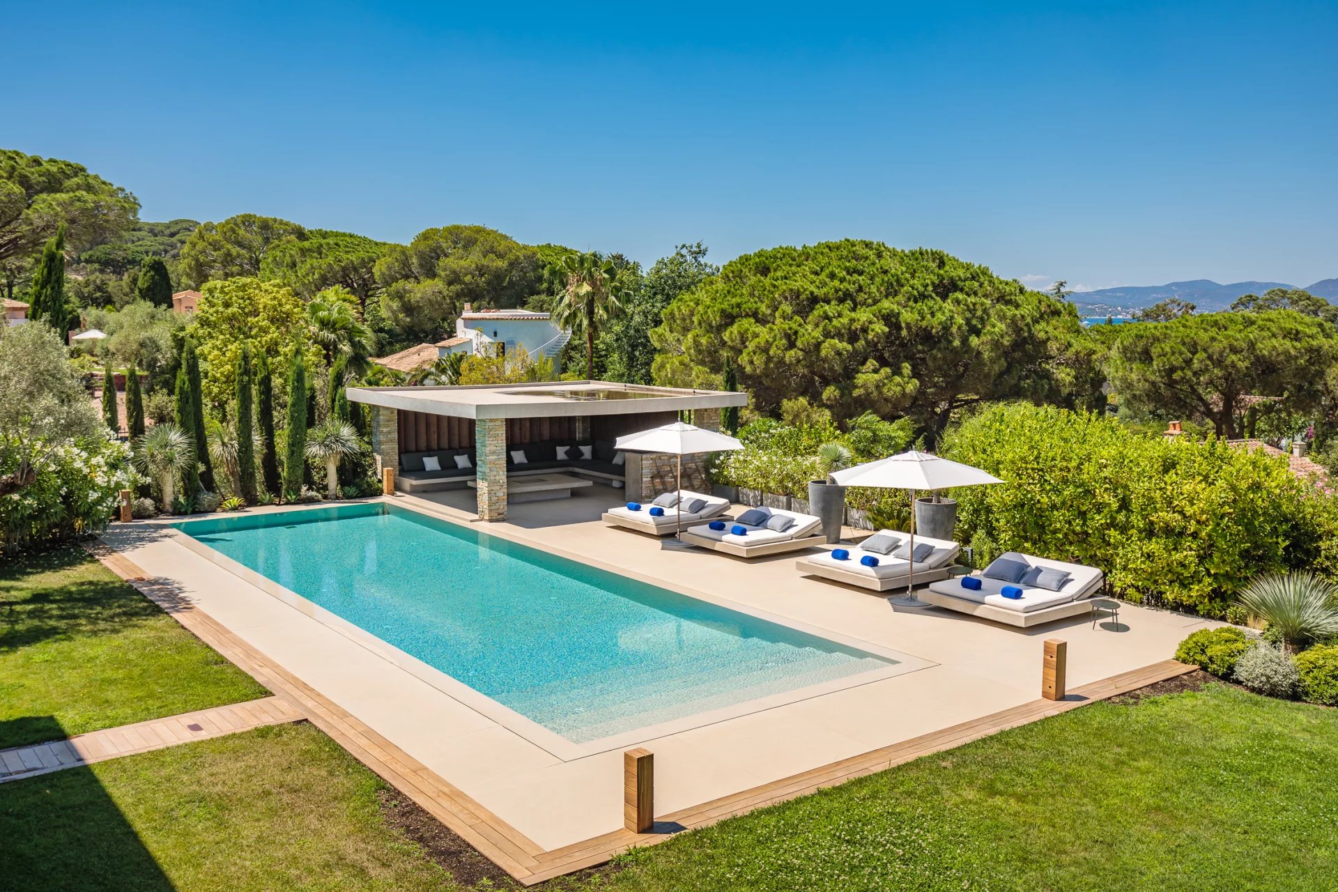 Saint-Tropez - Magnifique propriété contemporaine