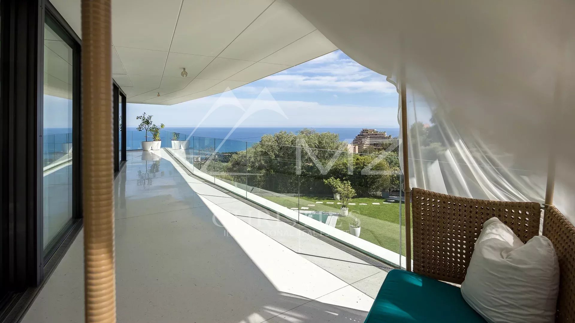 Proche Monaco - Villa moderne vue mer