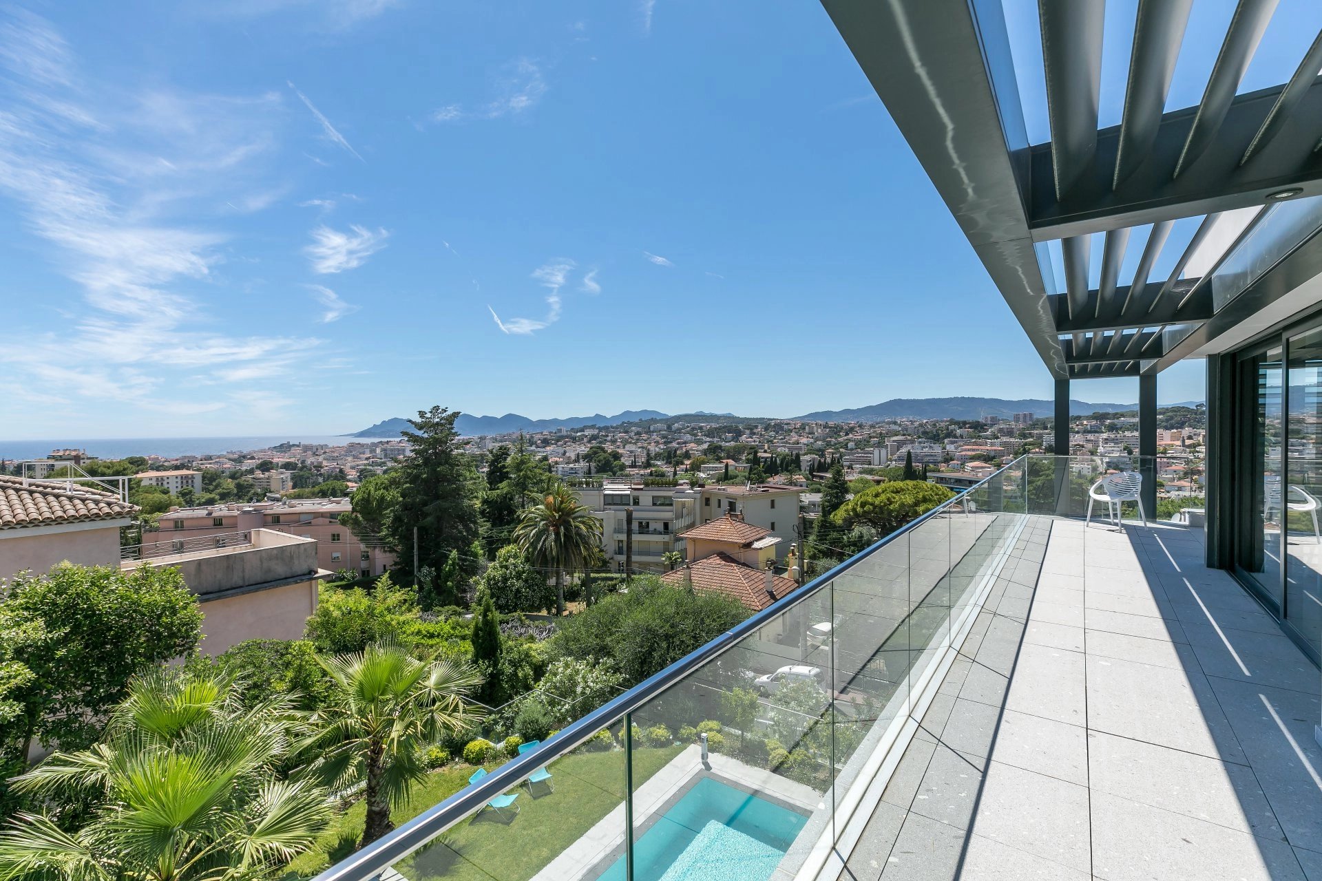 Proche Cannes - Villa contempraine neuve