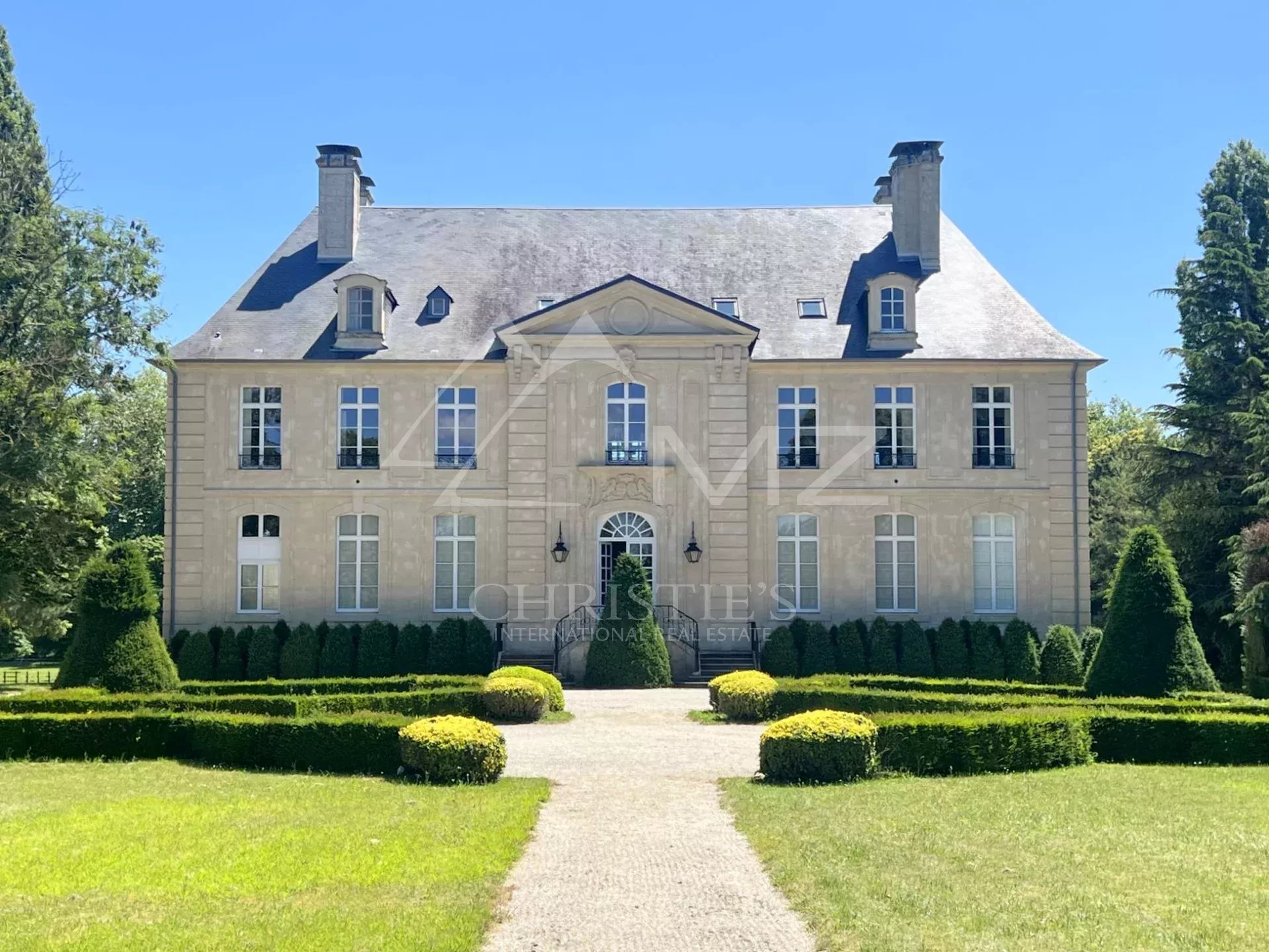 Haras d'élevage et de villégiature - 120 hectares