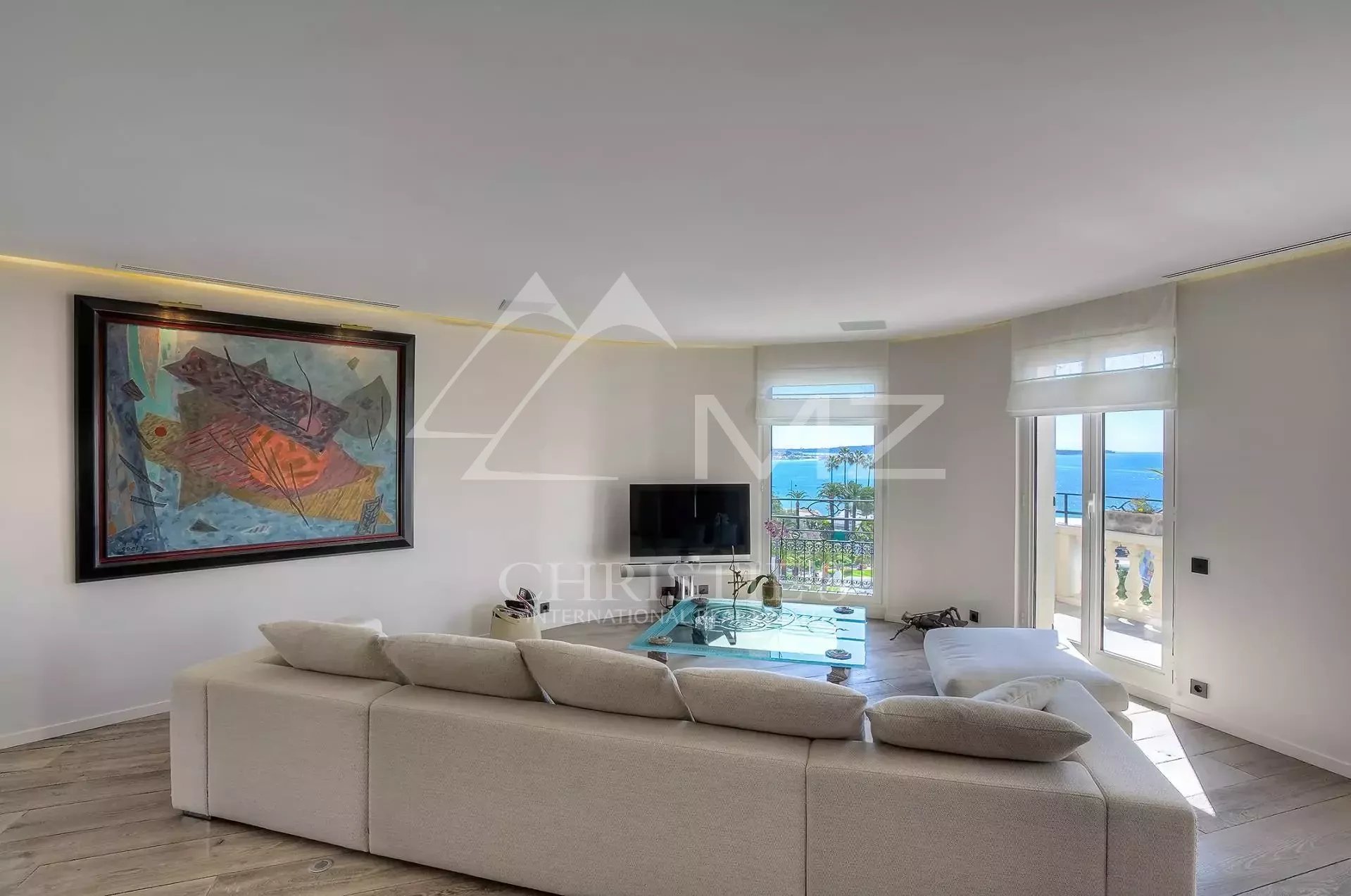 Cannes - Croisette - Exceptionnel penthouse