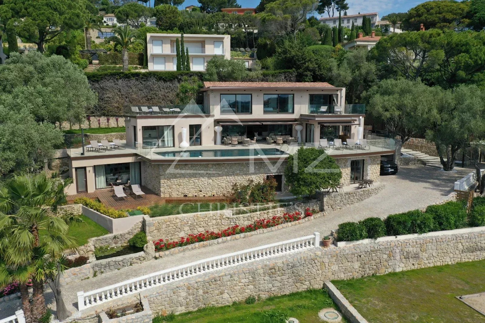 Mougins - Villa contemporaine avec vue panoramique mer - 7 chambres