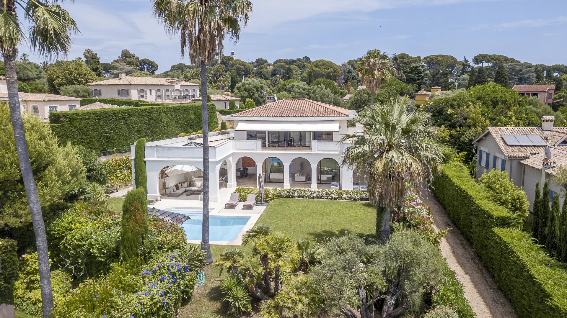 Cap d'Antibes - Villa à pied des plages