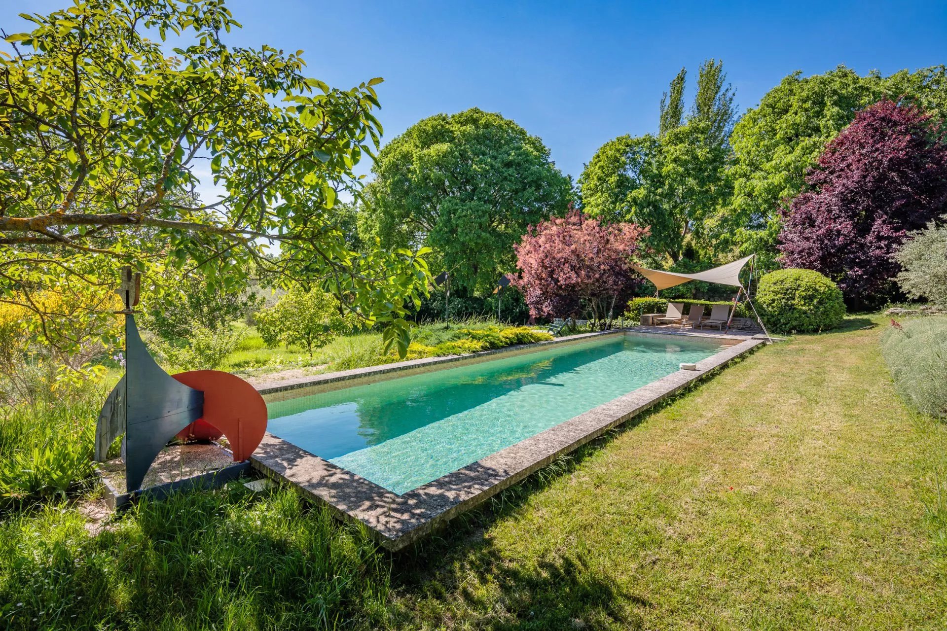 Proche Gordes - Superbe maison avec vue dégagée