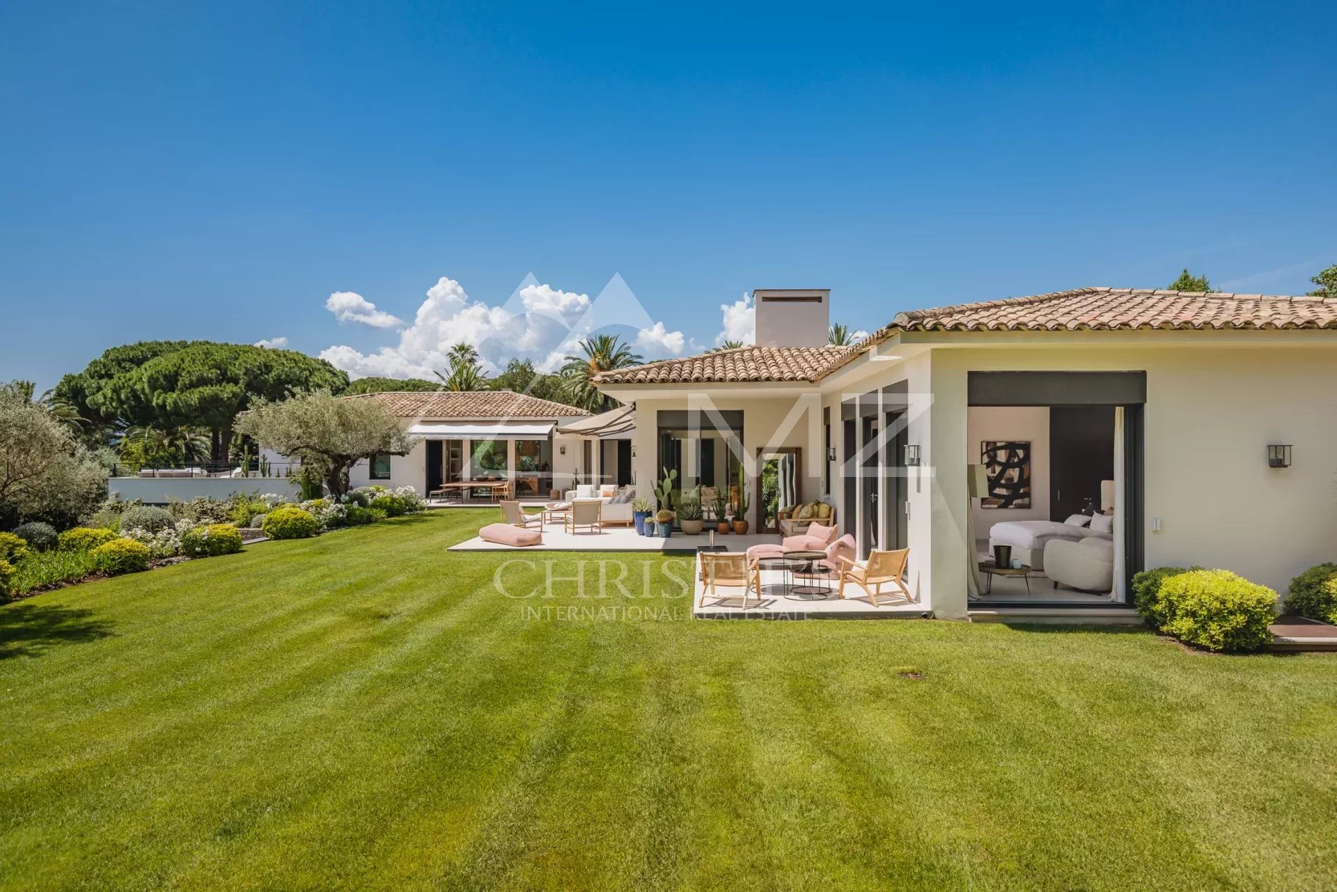 Exclusivité - Saint-Tropez - Les Parcs - Magnifique villa contemporaine