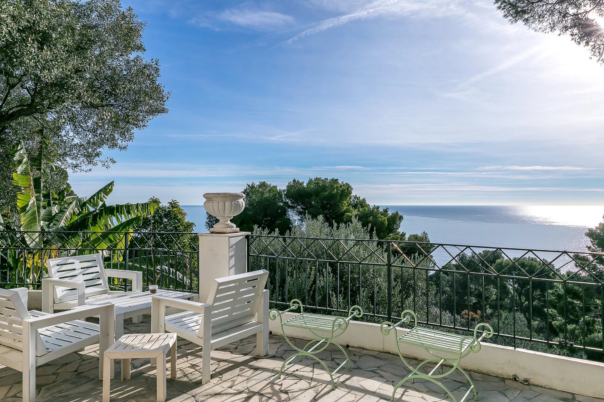 Cap d'Ail - Appartement avec jardin et splendide vue mer