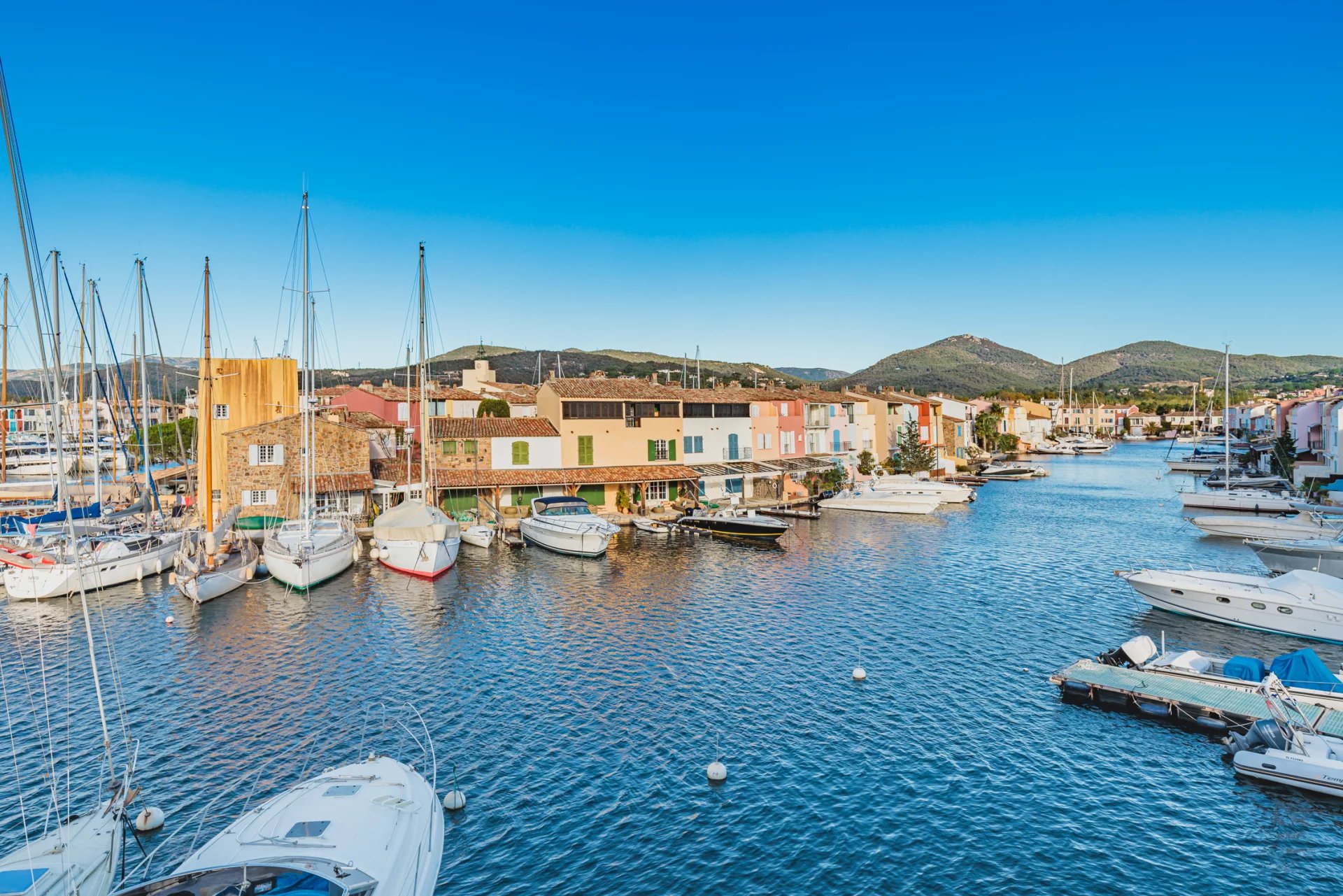 Maison de village avec place de port - Port Grimaud