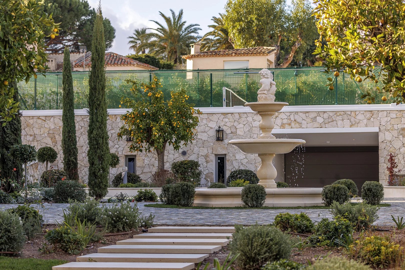 Super Cannes - Unique propriété florentine neuve