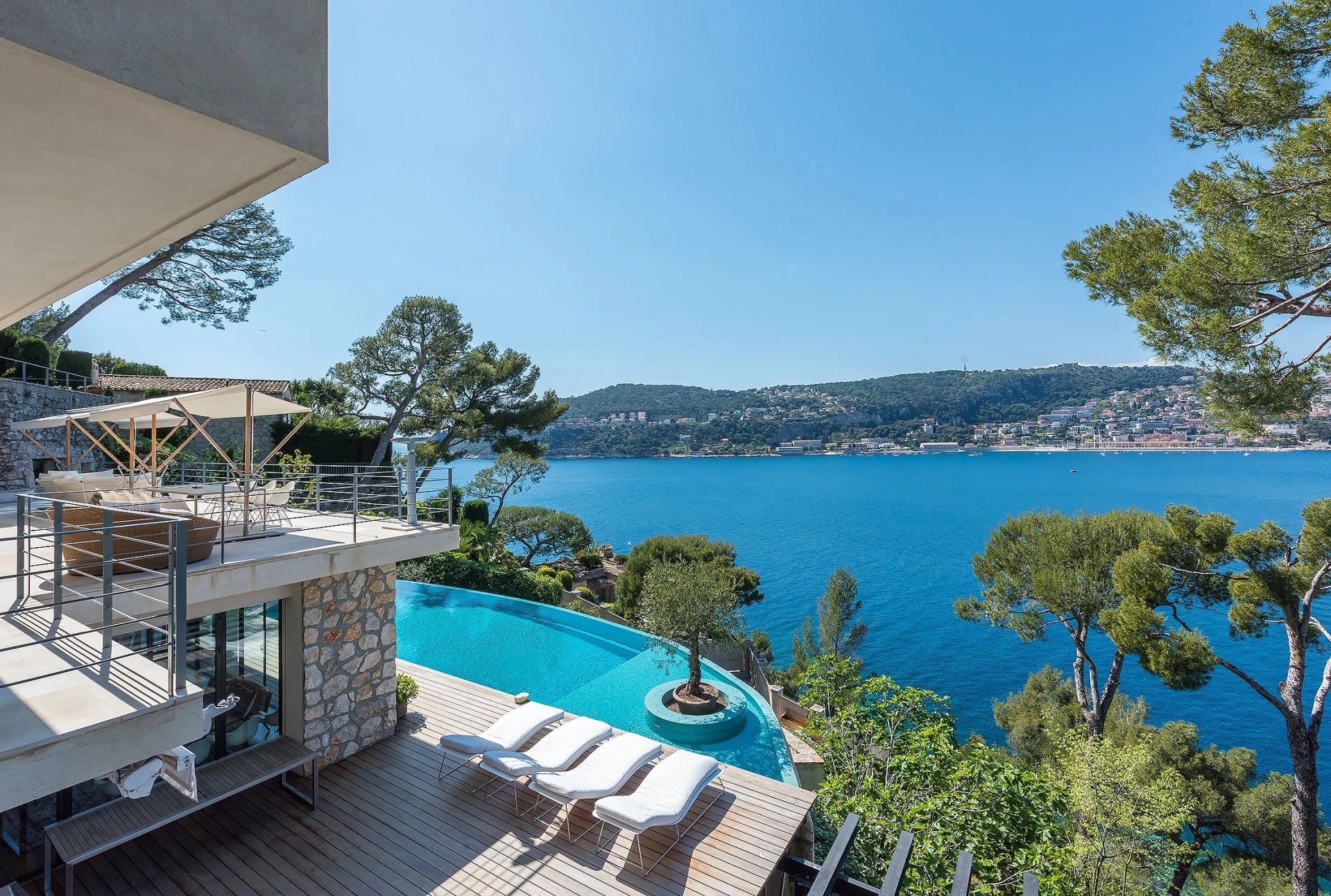 Saint-Jean Cap Ferrat - Villa moderne face à la mer