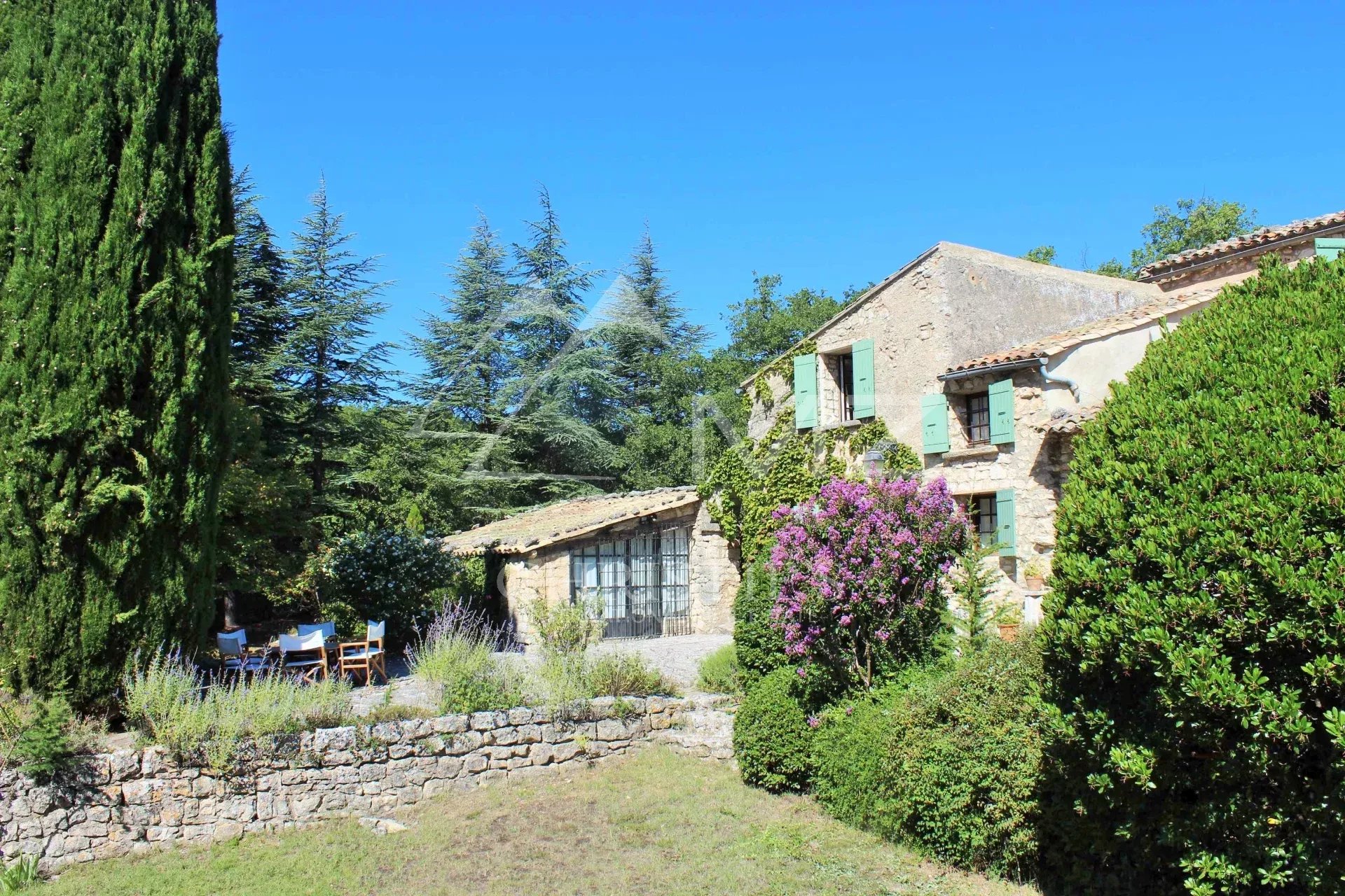 Close to Gordes - Beautiful holiday house