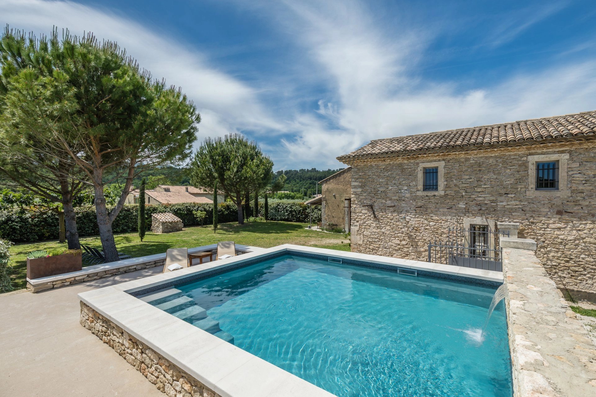 Luberon - Mas de charme restauré avec soin