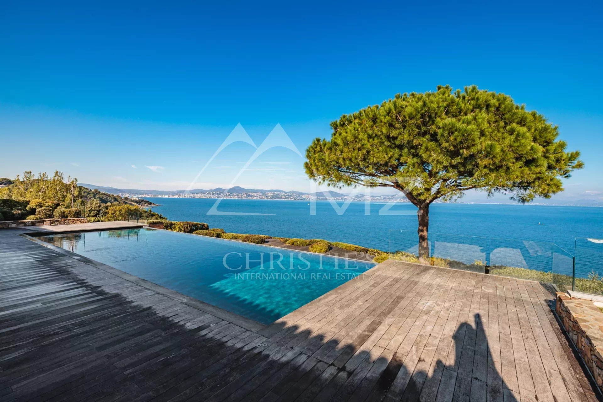 Saint-Tropez - Les Parcs - Magnifique villa contemporaine d'exception