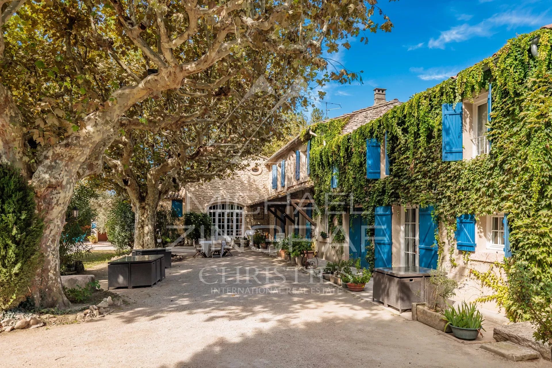 Mas Provencal proche Saint Remy de Provence