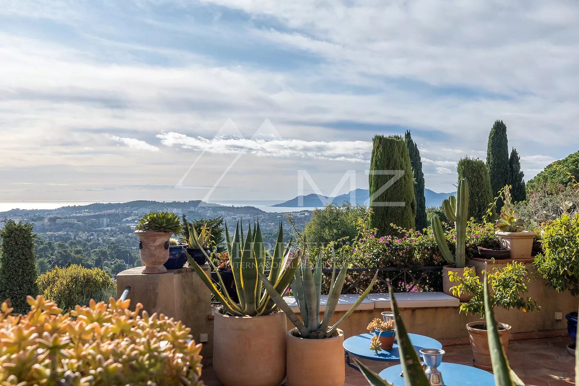 Maison de Maître à proximité du vieux village de Mougins