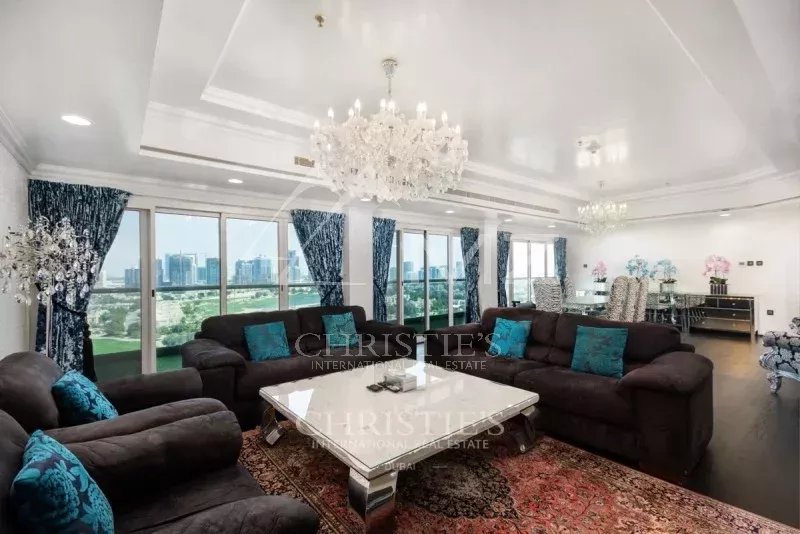 Exquisite Penthouse with Sweeping Golf Views