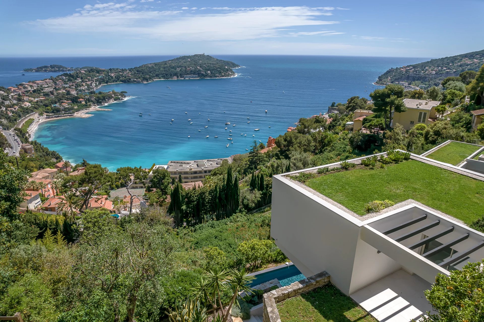 Villefranche sur Mer - Villa contemporaine luxueuse avec vue mer sur la baie