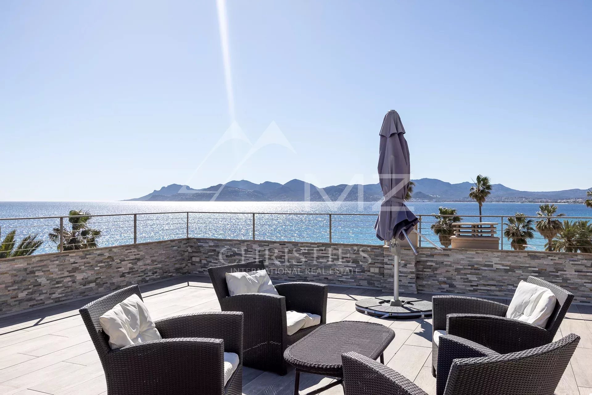 Exklusivität - Cannes Plage du Midi - Penthouse Panoramablick aufs Meer