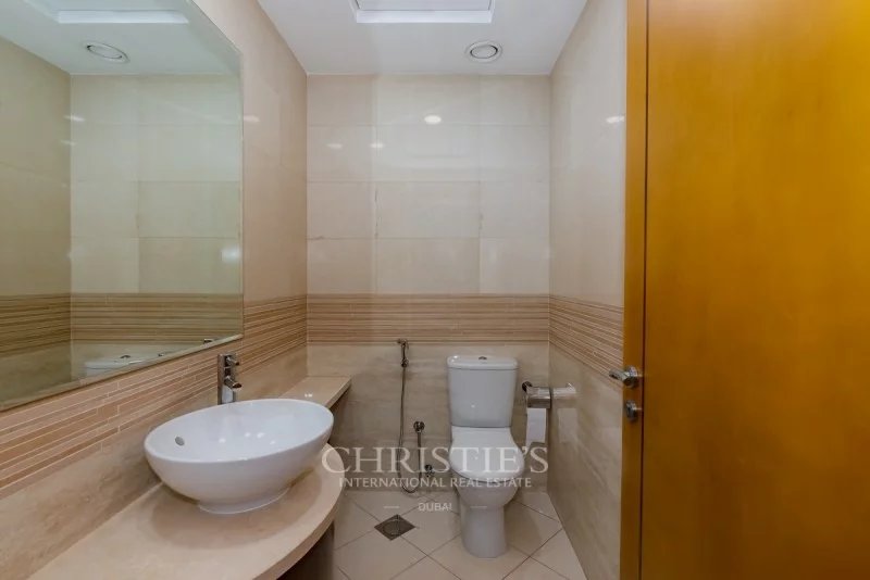 Large 2 bed apt | Study | Tenanted | Marina views