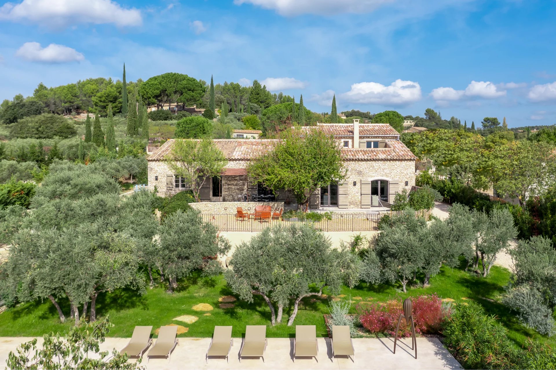 Gordes -  Splendide maison avec vue