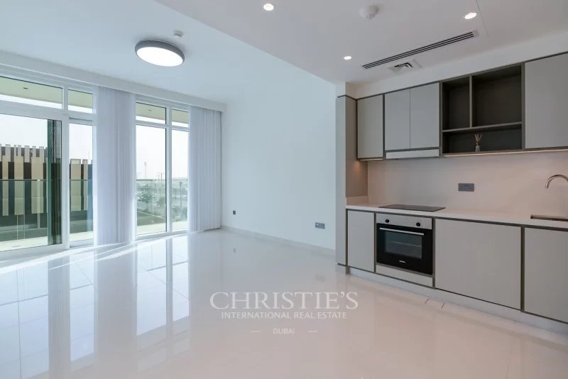 Brand new | Luxurious 2 Bed |2 Bath |Low Floor Apt