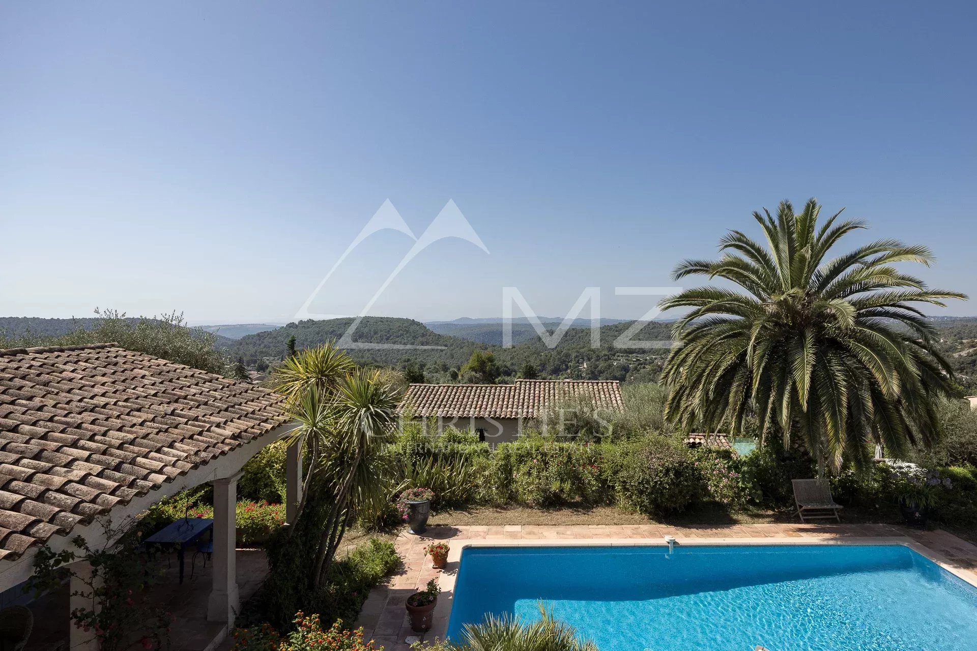 Tourrettes-sur-Loup - Villa provençale avec vue mer