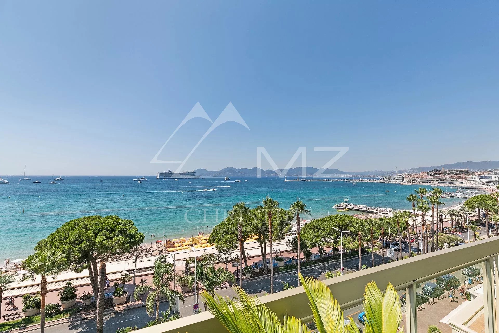 Cannes - Croisette - Magnifique penthouse