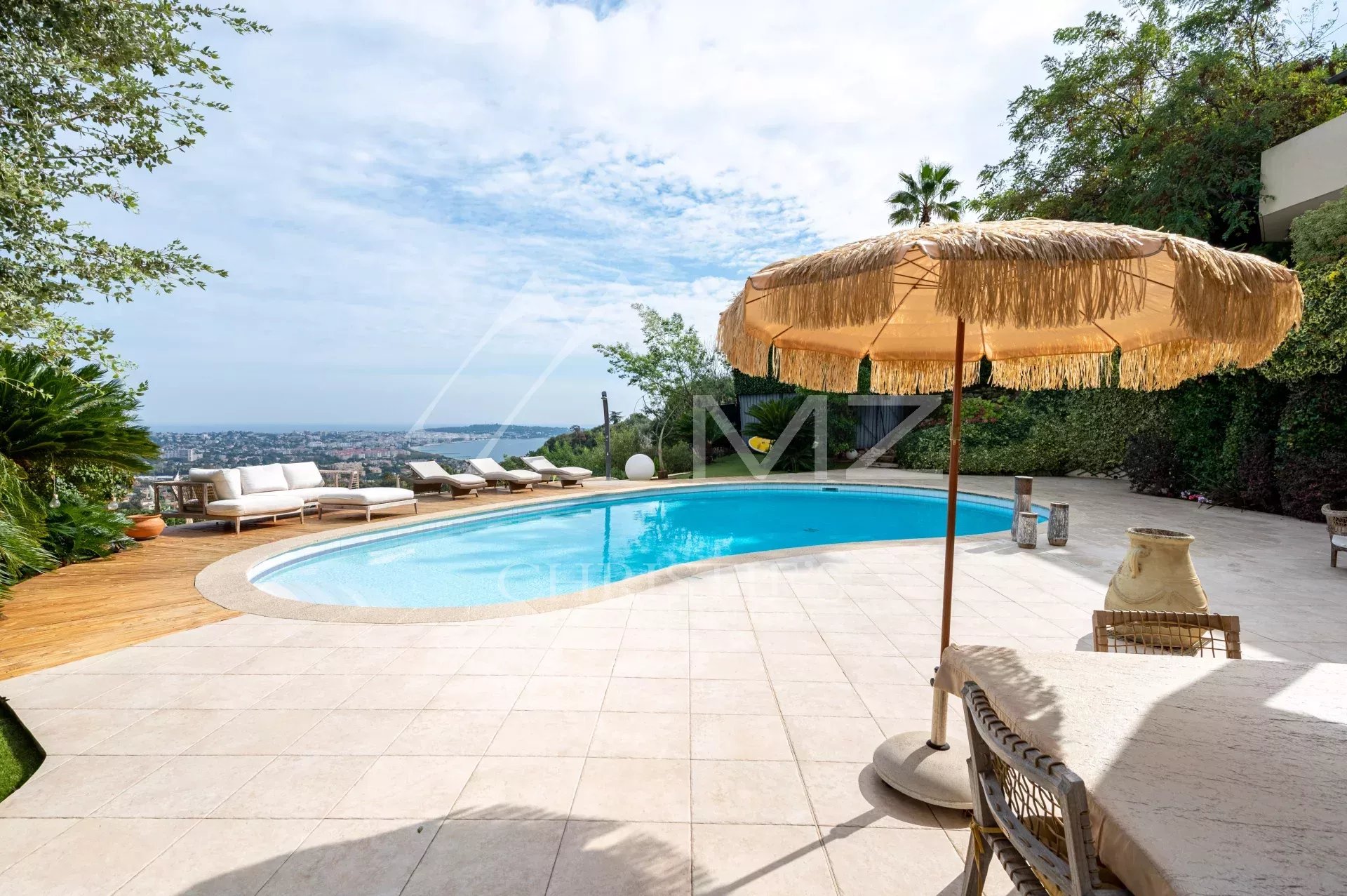 Hauteurs de Cannes - vue mer panoramique  - Villa contemporaine