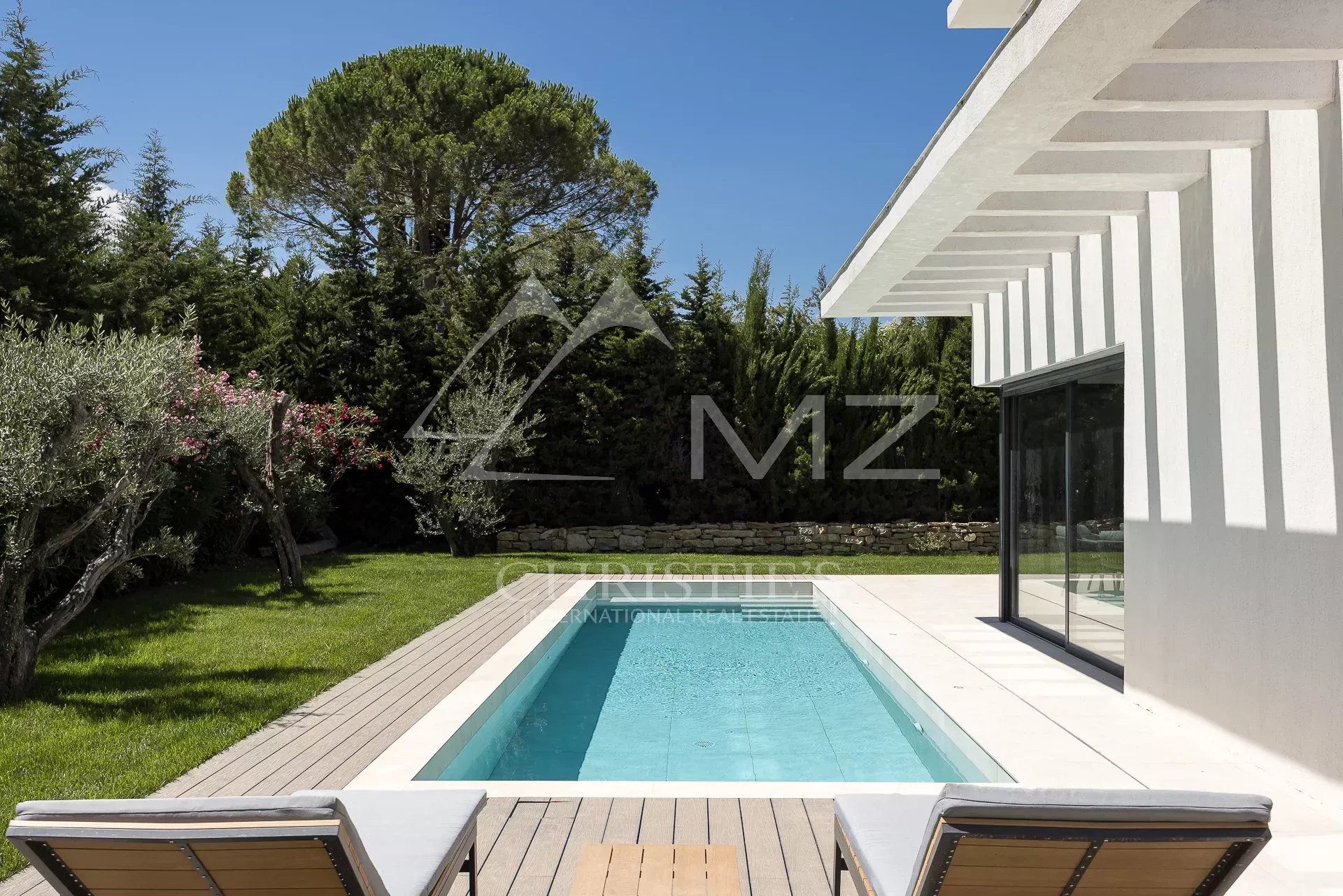 Villa neuve contemporaine à Mougins