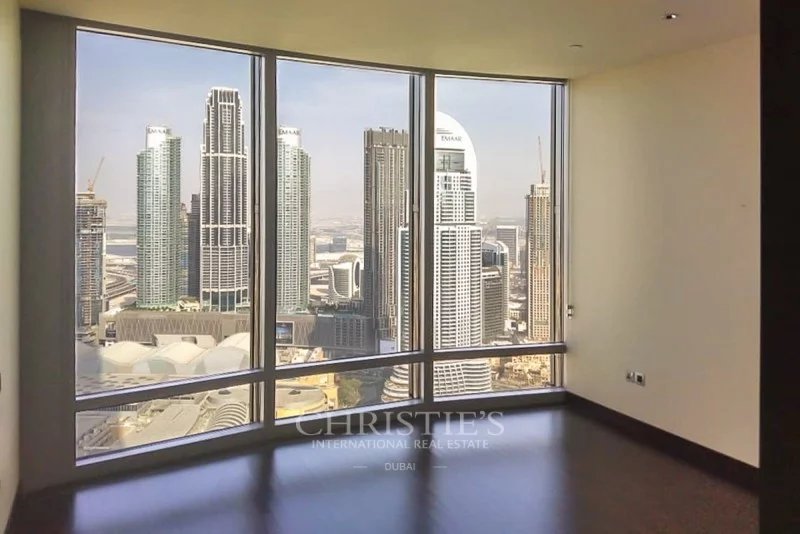 Beautiful Views of Downtown Dubai|No Pillars|Spacious Layout