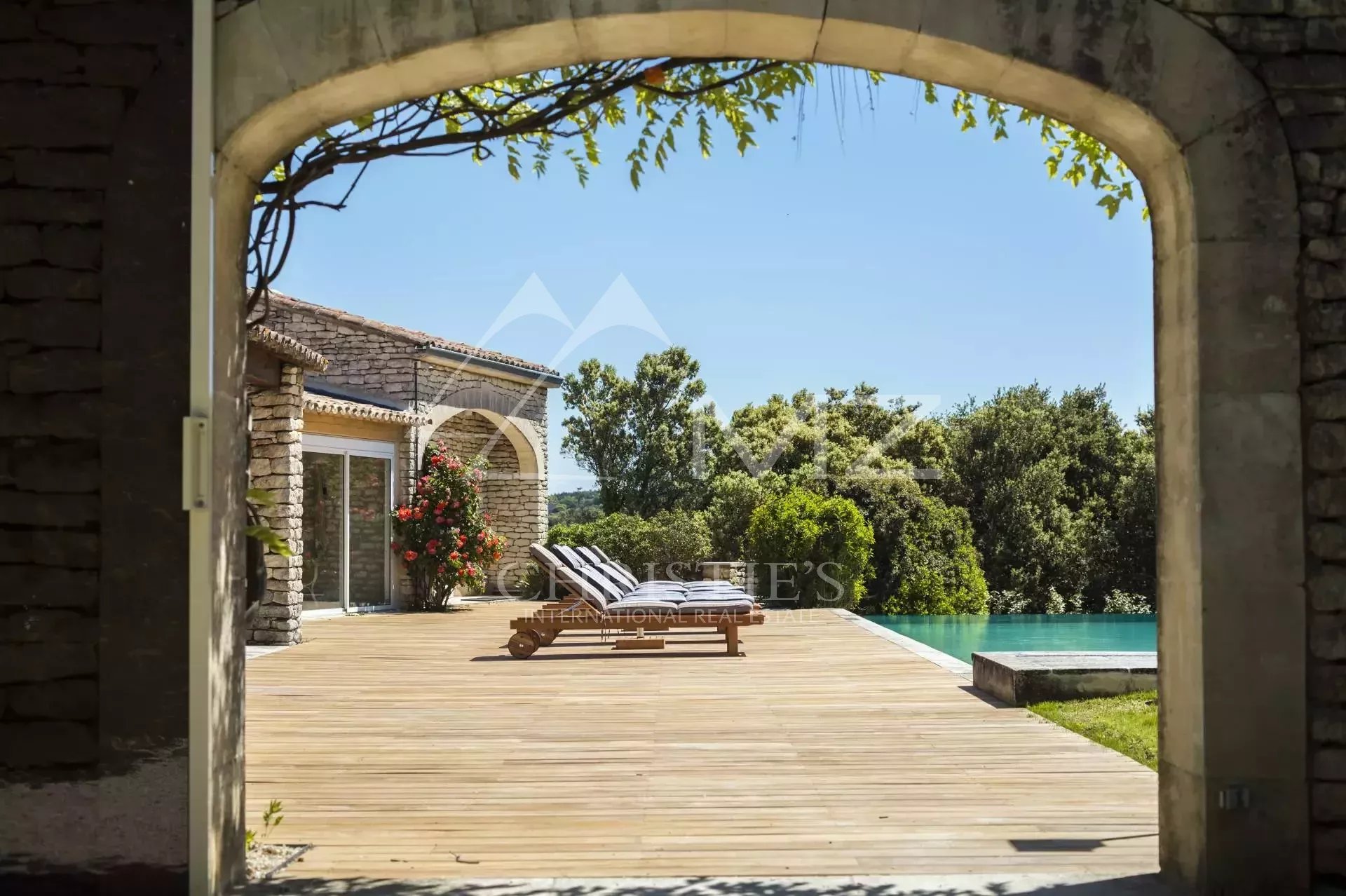 Bonnieux - Belle maison de vacances avec grande piscine chauffée