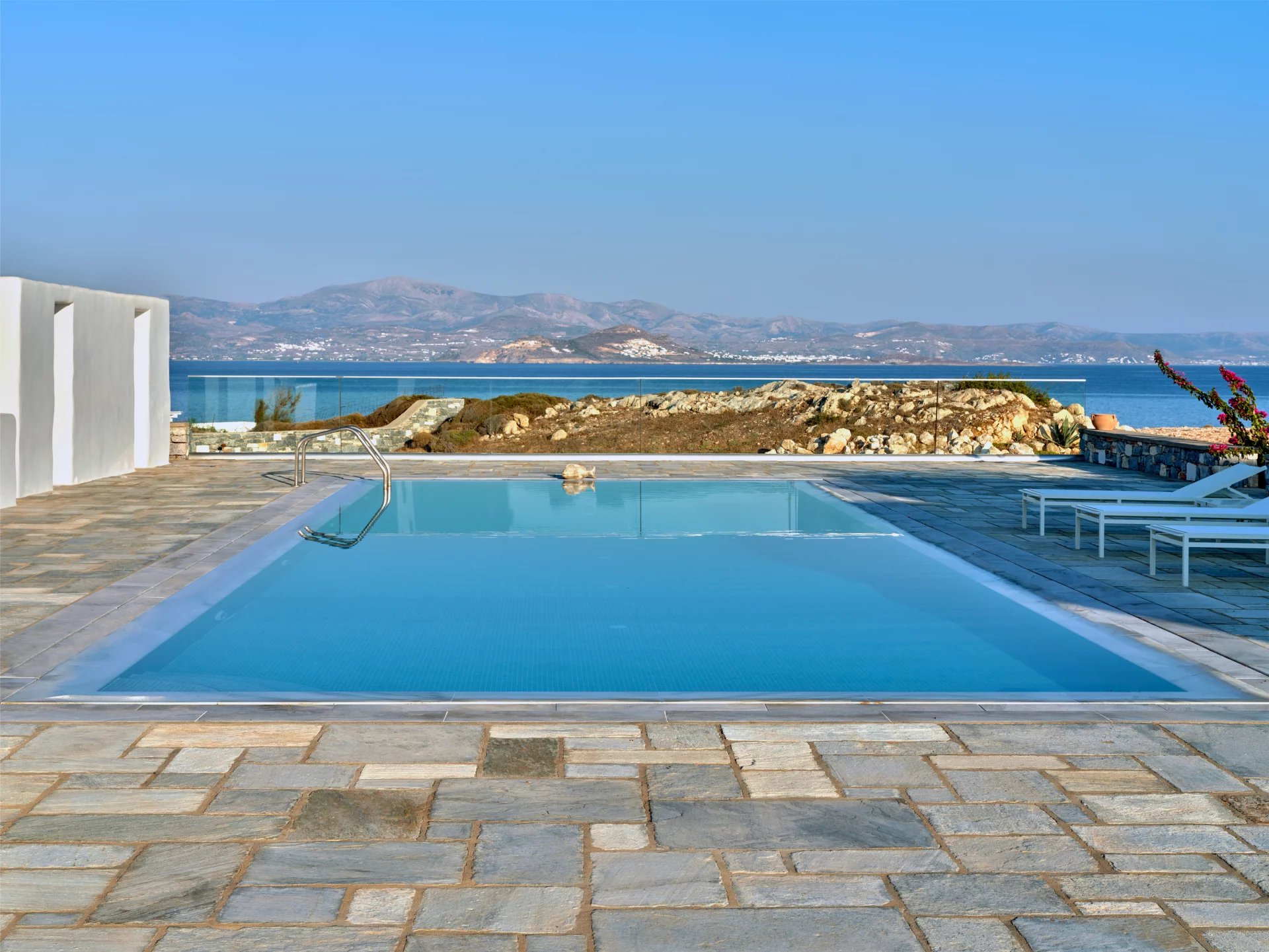 Magnifique villa bord de mer à Filizi avec vue panoramique