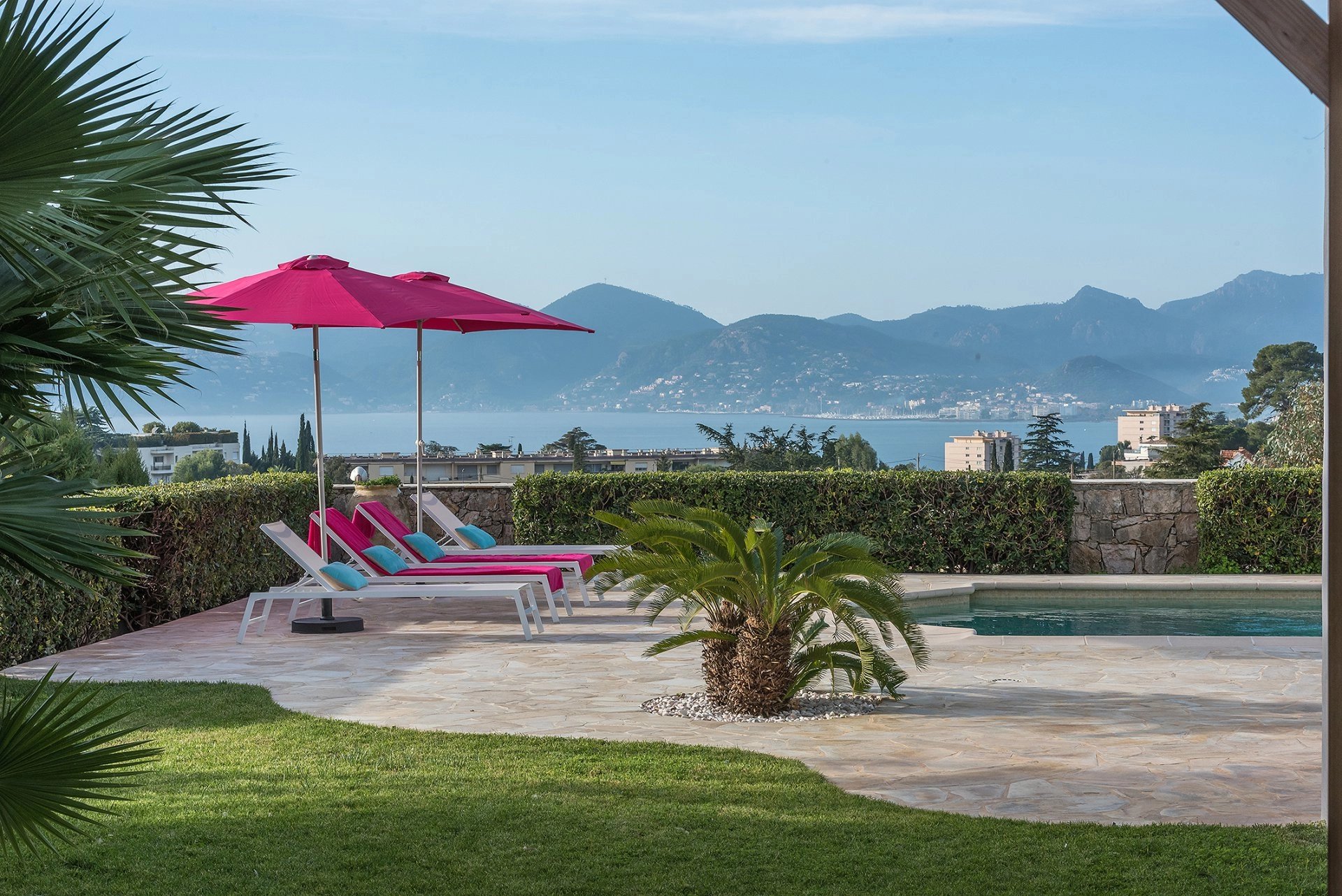 Cannes - Croix-des-Gardes - Villa avec vue mer