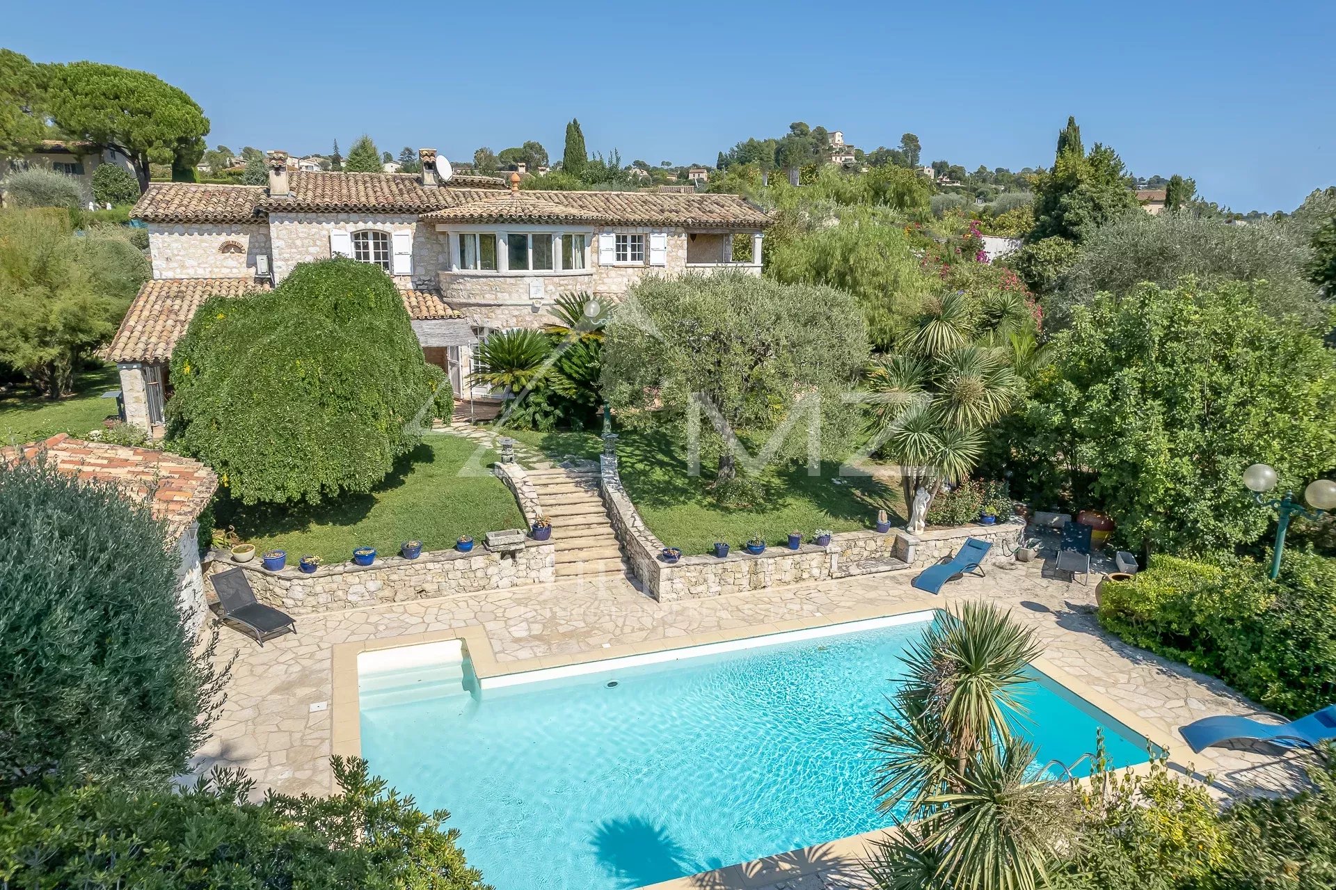 Saint-Paul-de-Vence - Belle propriété provençale