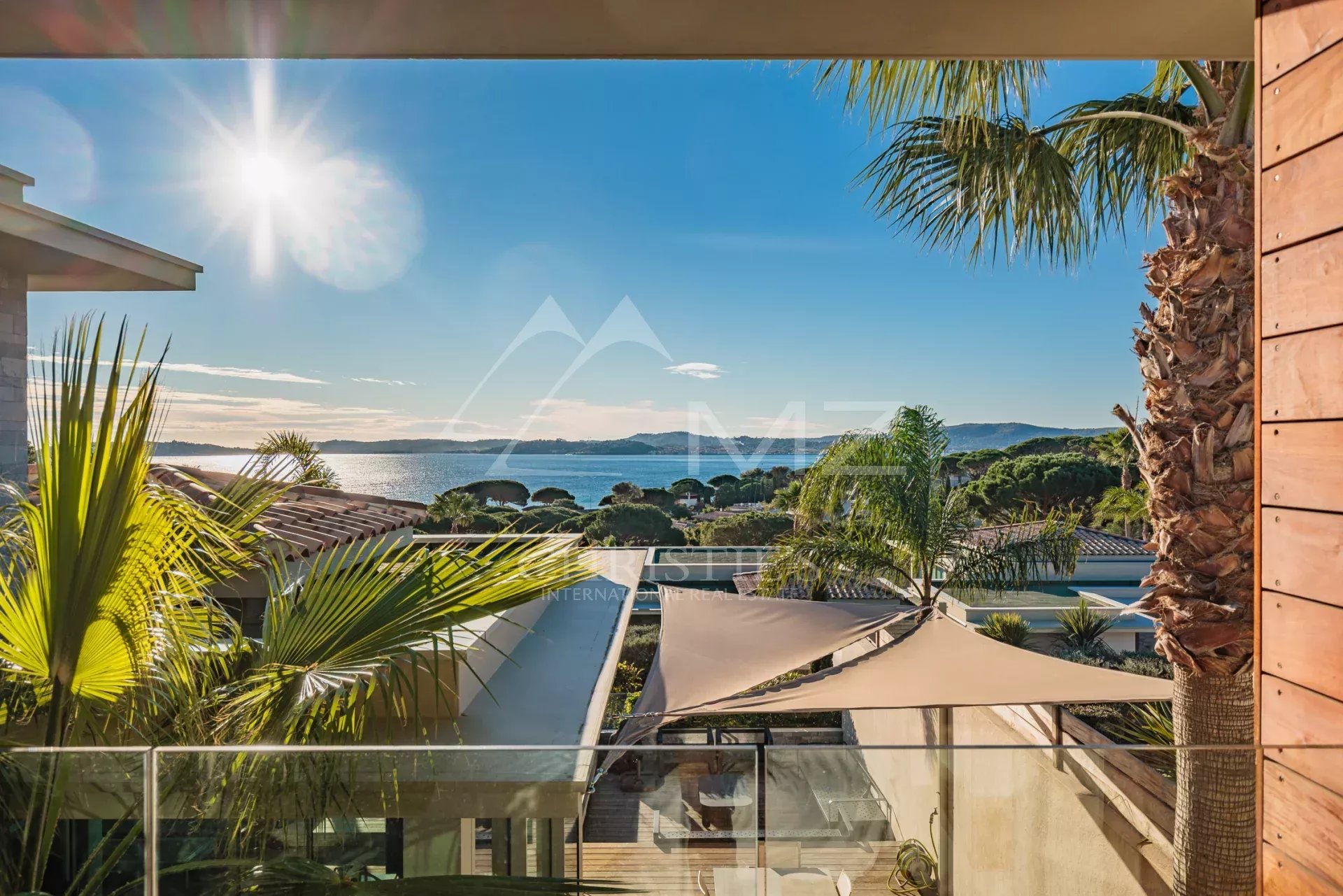 Villa - Panorama-Meerblick - Strand zu Fuß erreichbar