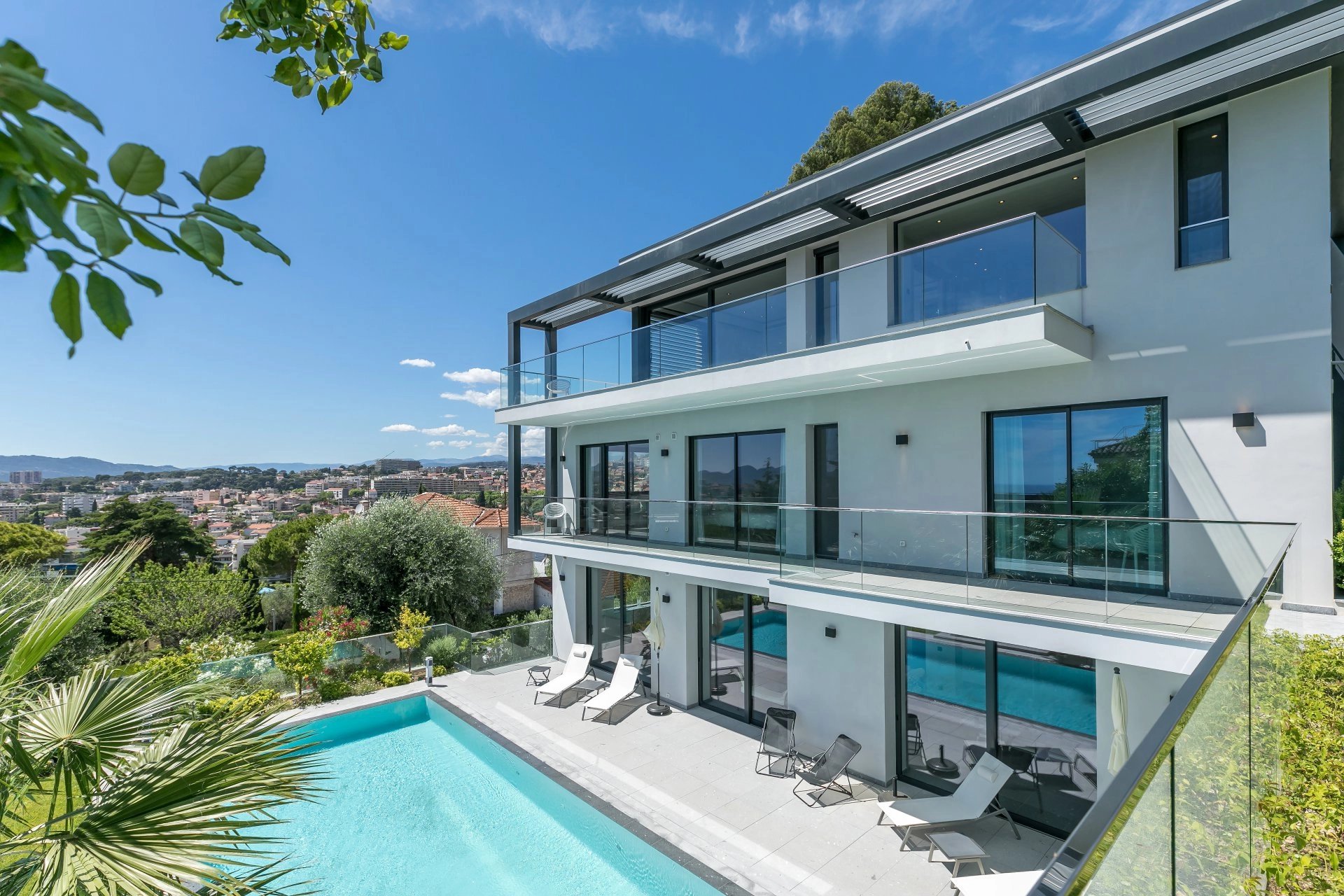 Proche Cannes - Villa contempraine neuve