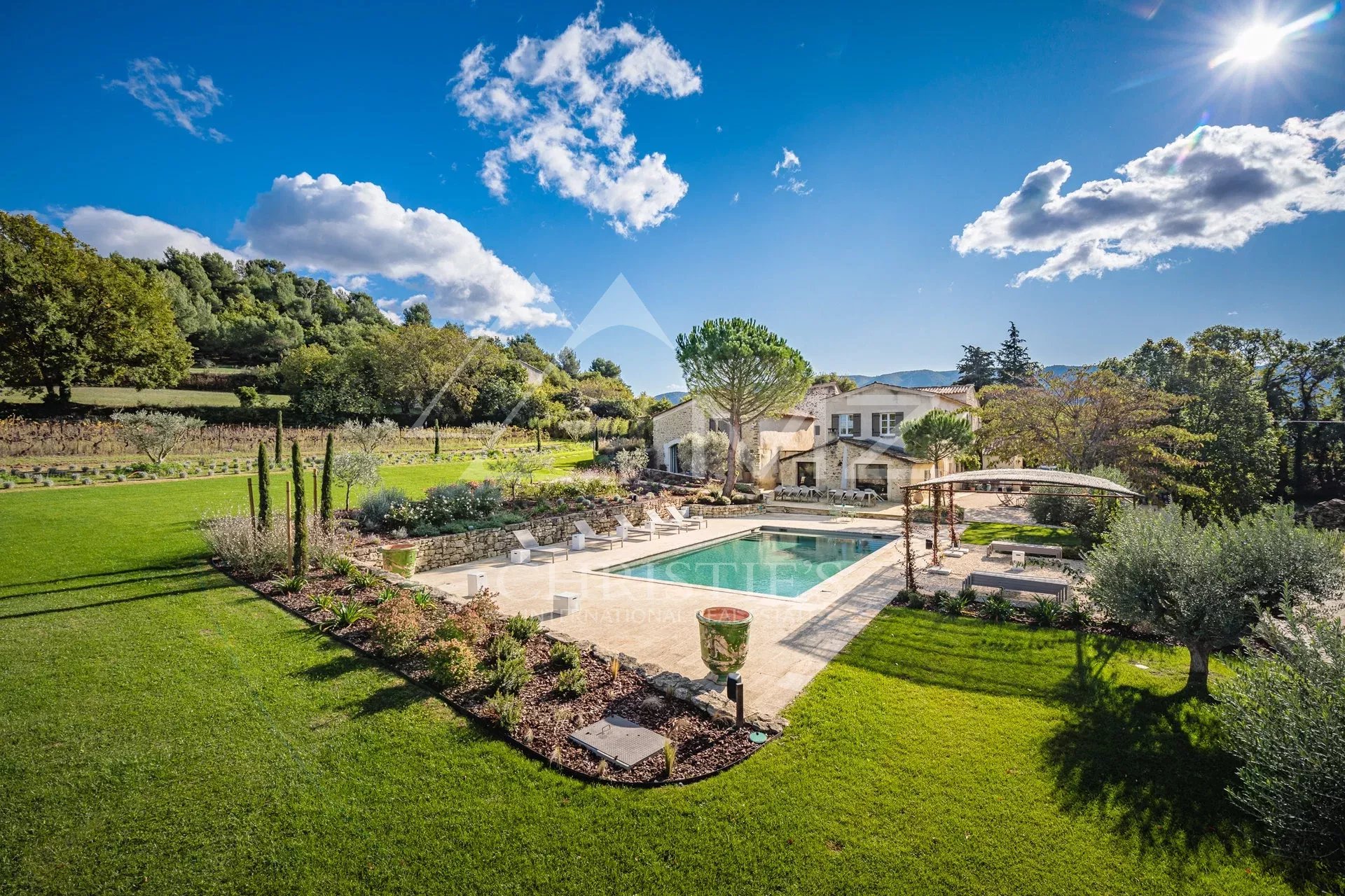 Luberon - Authentic restored hamlet house