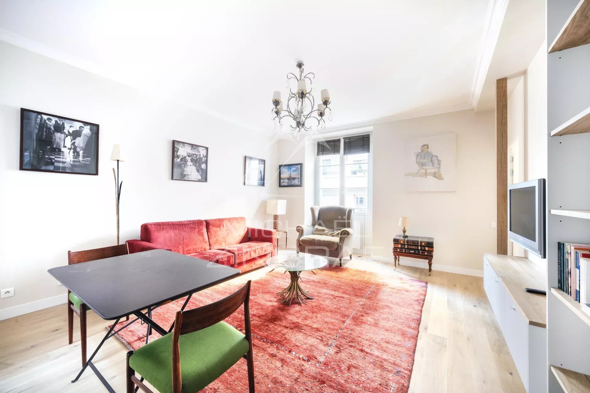 À VENDRE - APPARTEMENT PARFAIT ÉTAT- 2 PIÈCES - RUE DE VARENNE