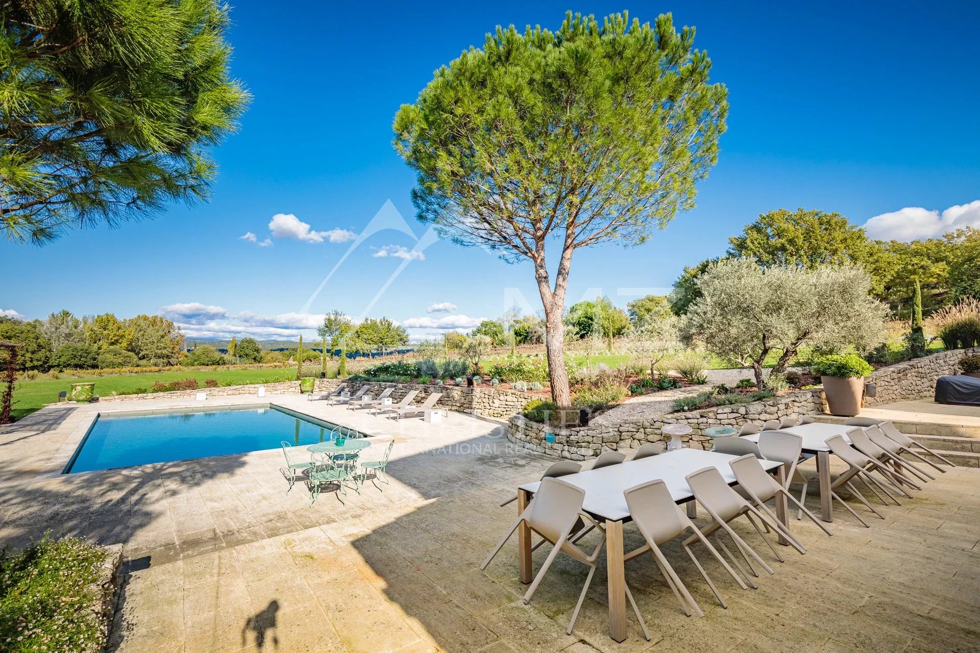 Luberon - Authentic restored hamlet house