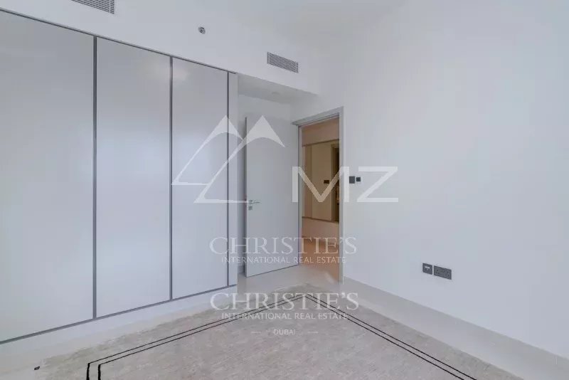 Brand new | Luxurious 2 Bed |2 Bath |Low Floor Apt