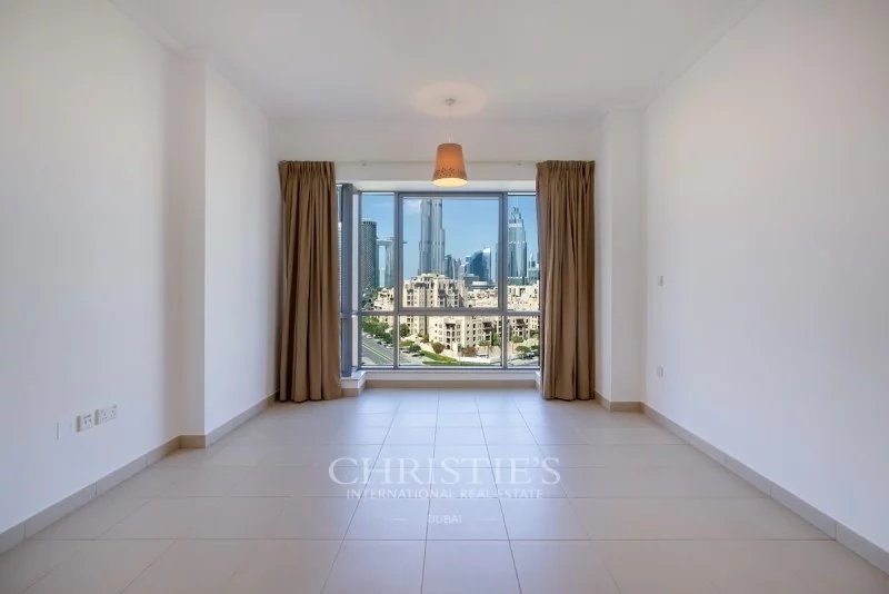 Full Burj Khalifa Views | Upgraded Kitchen | 2 bed