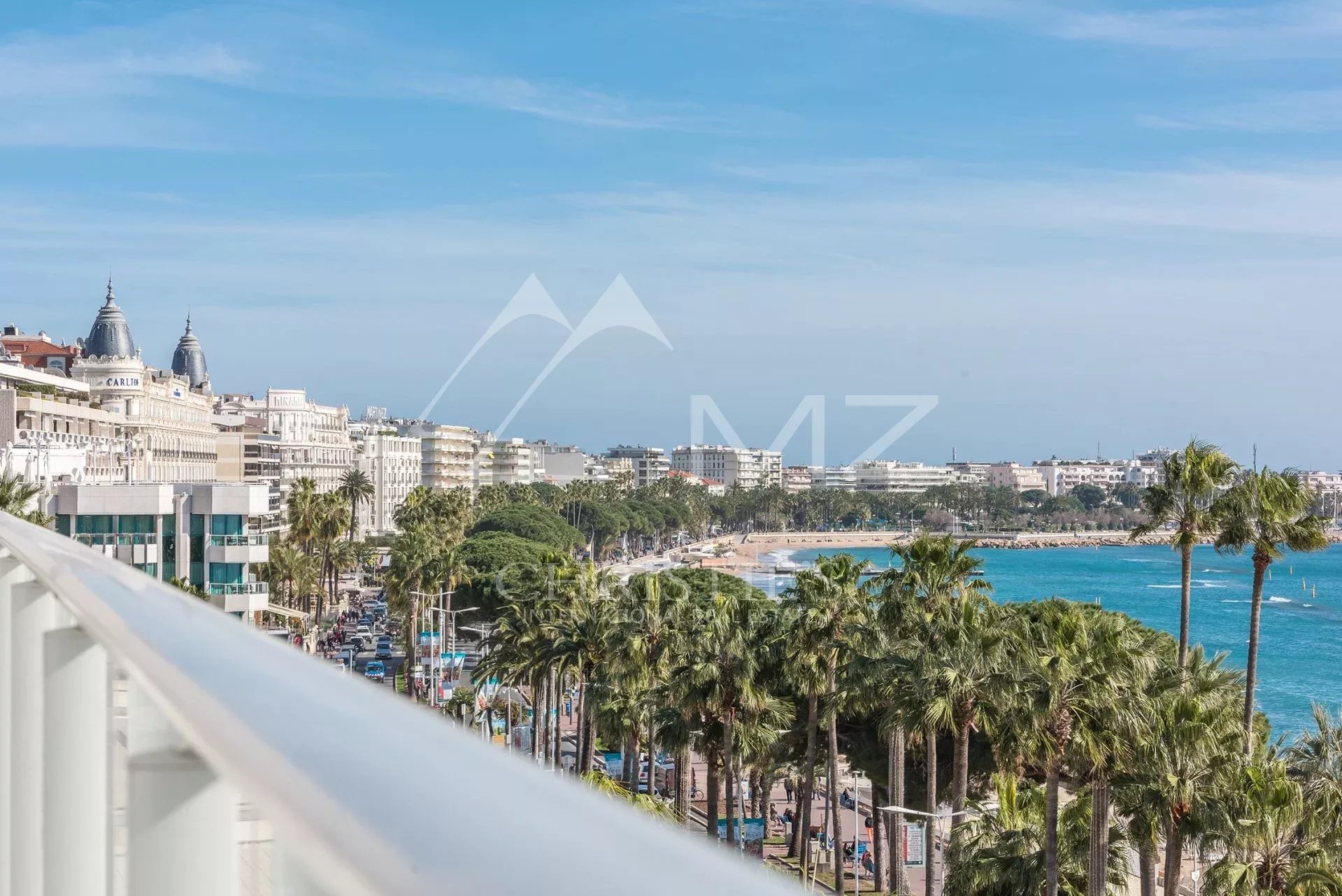 Cannes Croisette - 4 bedrooms penthouse