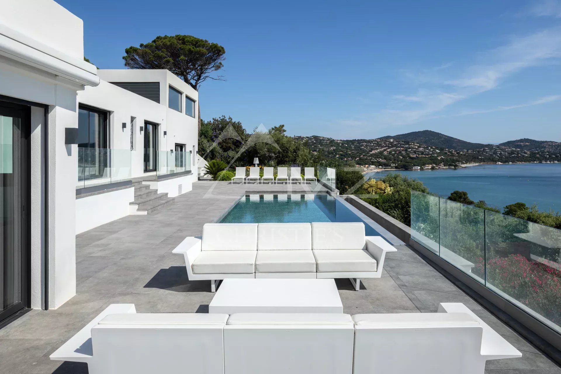 VILLA CONTEMPORAINE - VUE MER EXCEPTIONNELLE - EXCLUSIVITE